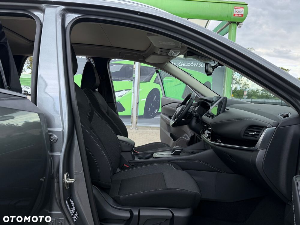 Nissan Qashqai 1.3 DIG-T DCT N-CONNECTA - 36