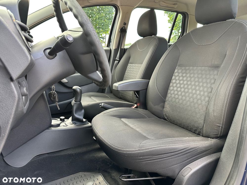 Dacia Logan 1.2 16V Laureate - 21