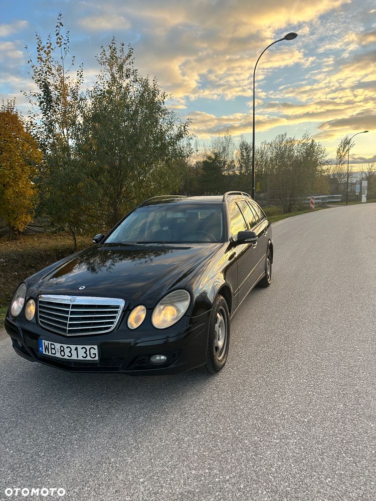 Mercedes-Benz Klasa E 220 T CDI Classic - 1