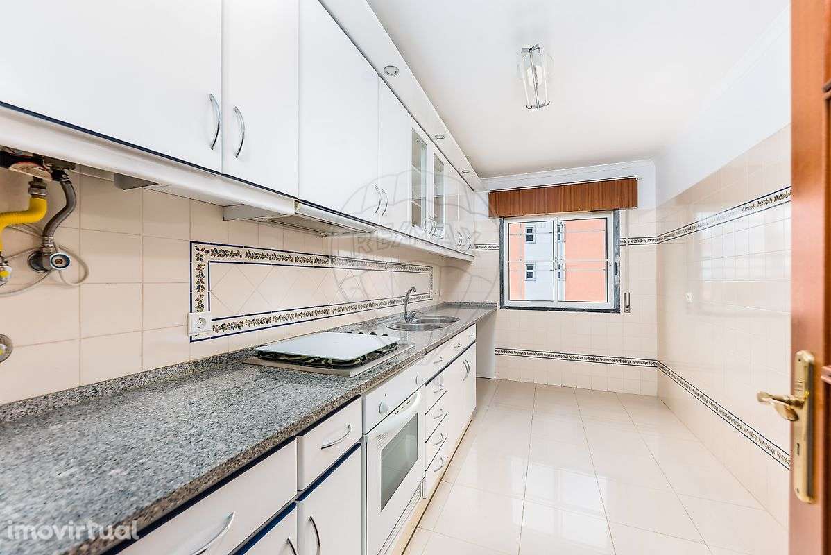 Apartamento T2 para arrendamento - Grande imagem: 4/15
