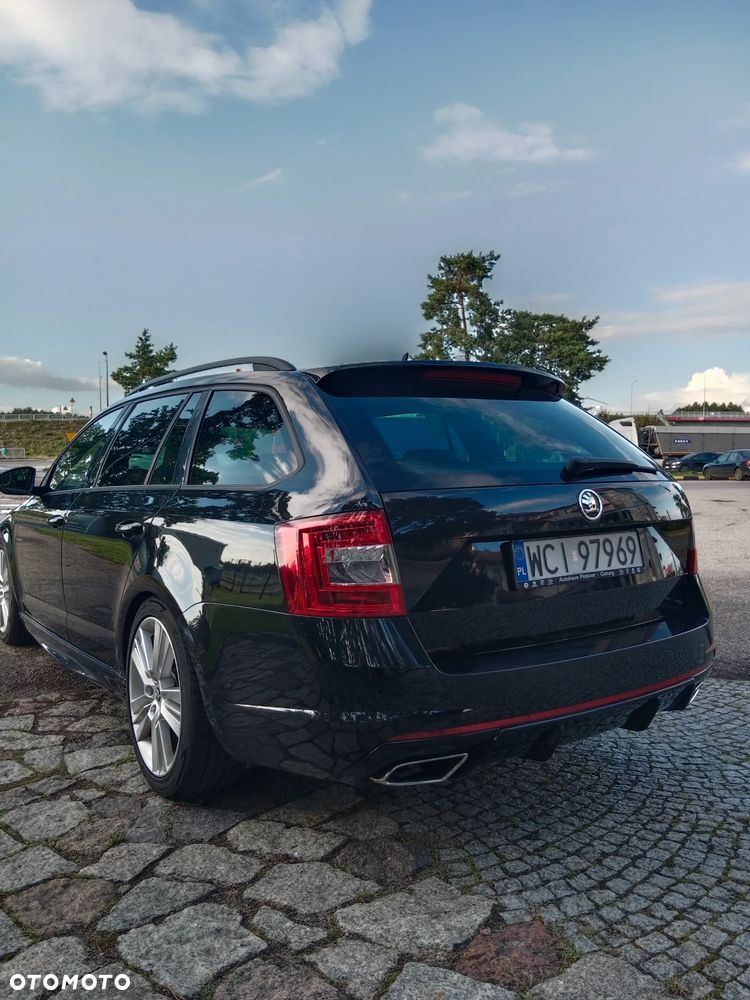 Skoda Octavia 2.0 TDI RS - 21