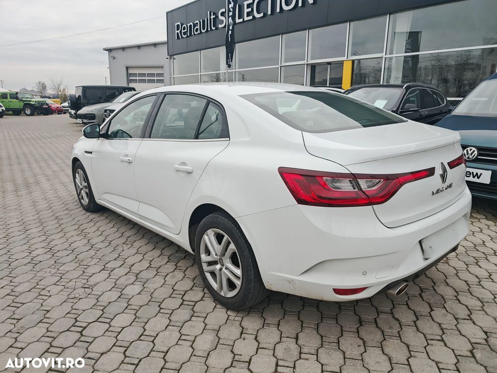 Renault Megane TCe 140 GPF Life - 7