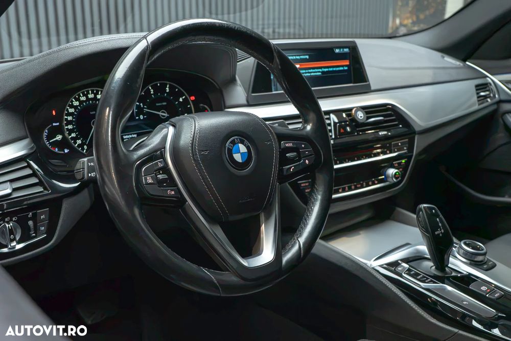 BMW Seria 5 530d xDrive Aut. Luxury Line - 21