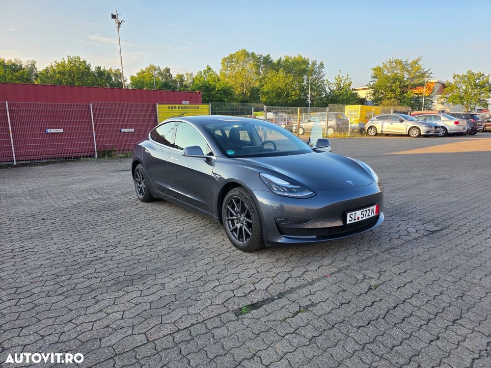 Tesla Model 3 Langstreckenbatterie Allradantrieb Dual Motor - 14