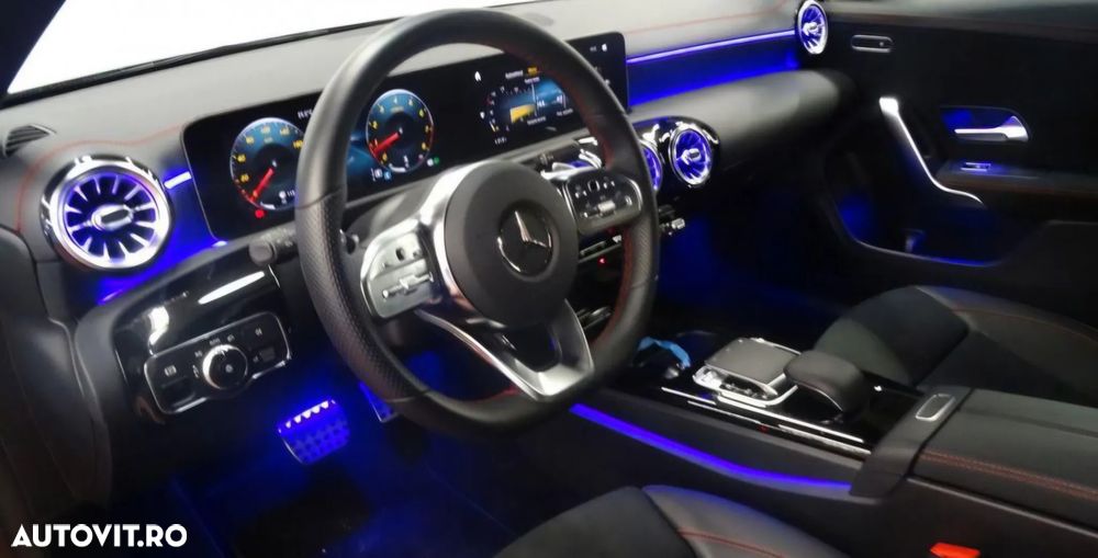 Mercedes-Benz CLA 220 Shooting Brake 7G-DCT AMG Line - 14