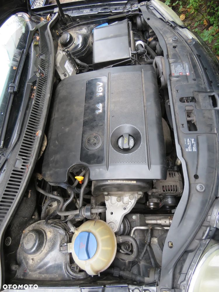 Volkswagen Polo 1.4 - 15