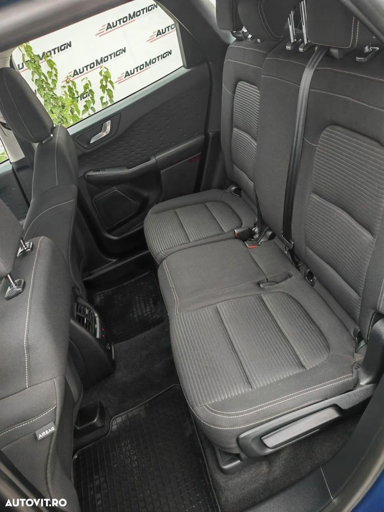 Ford Kuga - 9