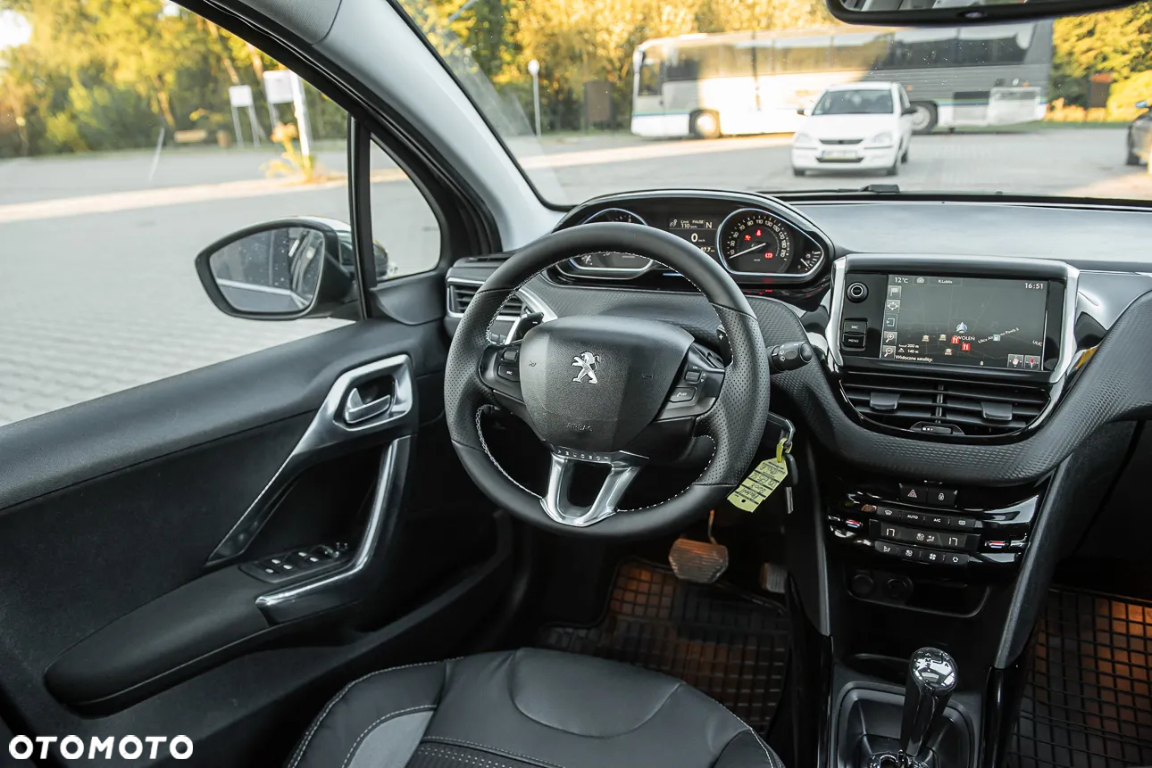 Peugeot 2008 e-HDi FAP 92 EGS6 STOP & START Allure - 23