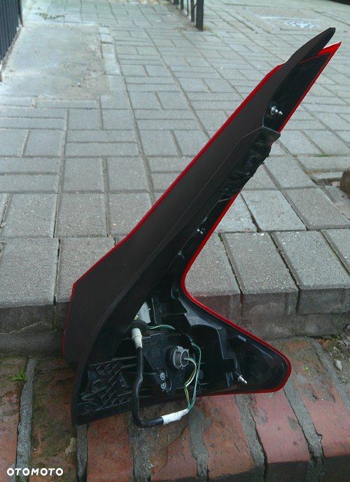 MITSUBISHI ECLIPSE CROSS 17-21 LAMPA LEWA TYLNA LED ORYGINAŁ - 3