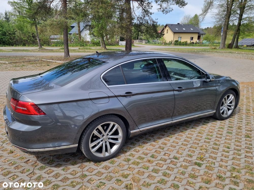 Volkswagen Passat 2.0 TDI SCR Highline - 4