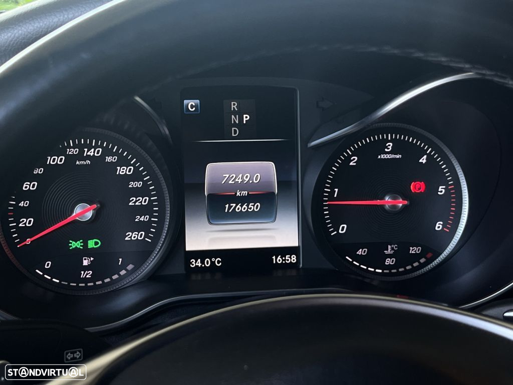 Mercedes-Benz C 220 d Aut. - 33
