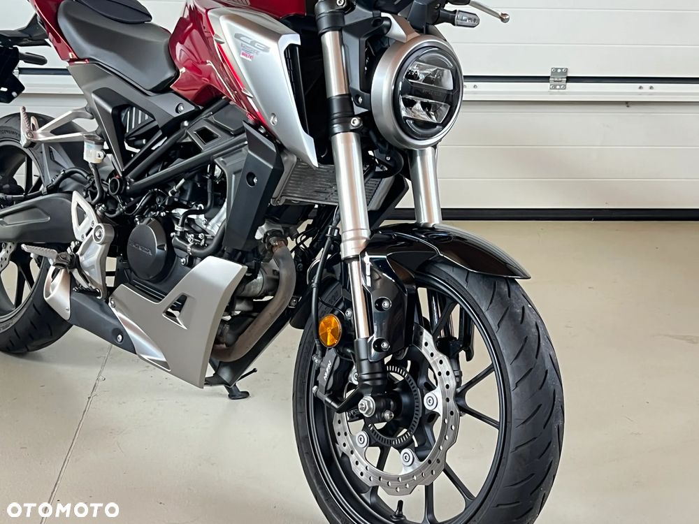 Honda CB - 16