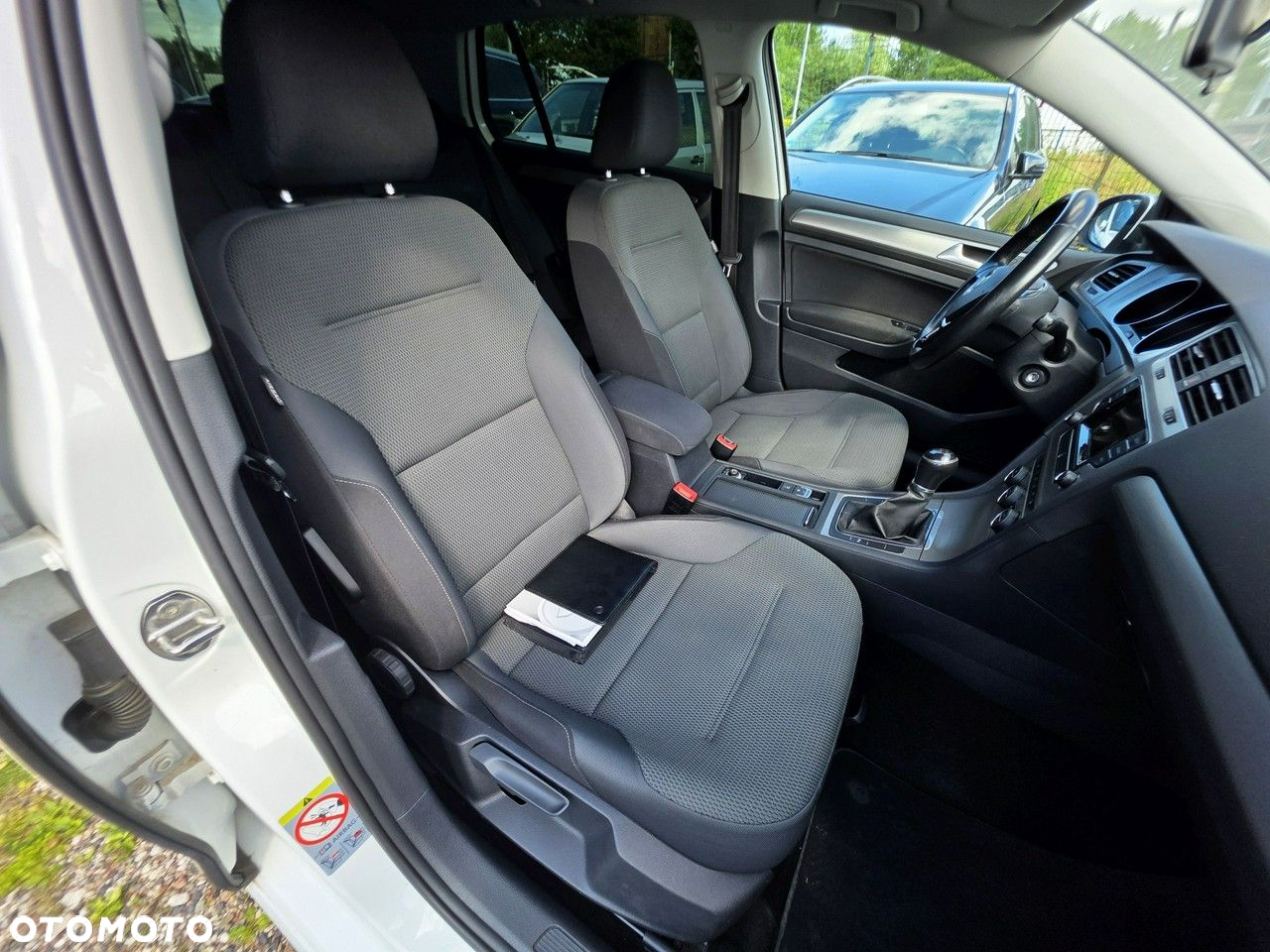 Volkswagen Golf VII 1.2 TSI BMT Comfortline - 22