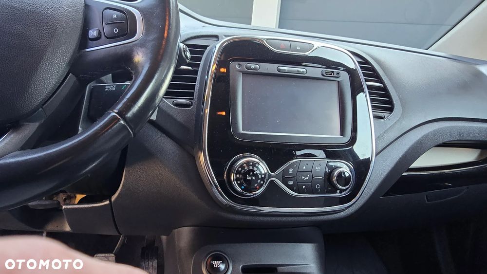 Renault Captur 0.9 Energy TCe Intens EU6 - 29