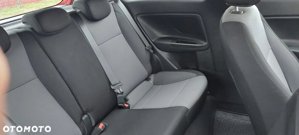 Hyundai i20 1.4 Comfort - 23