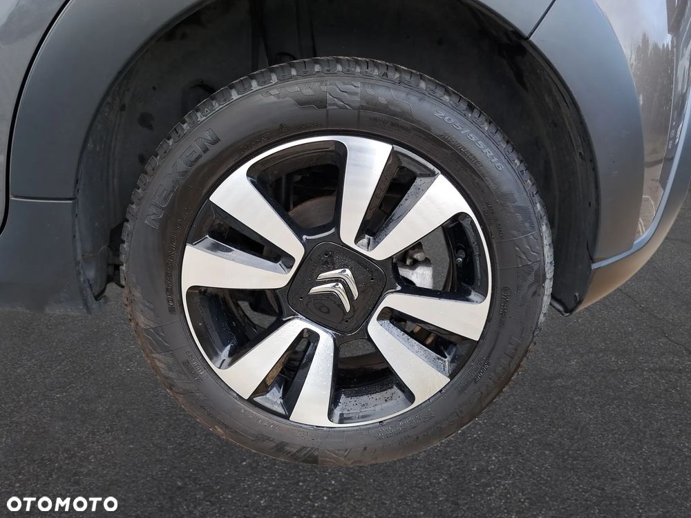 Citroën C3 1.2 PureTech Shine - 9