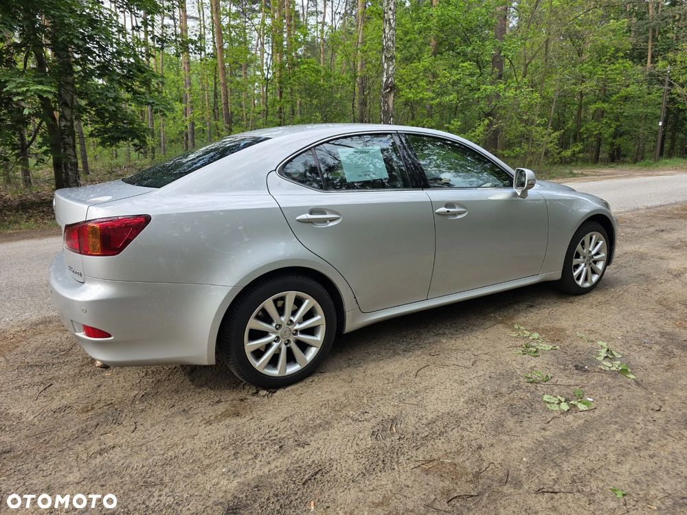 Lexus IS 220 D Comfort - 11