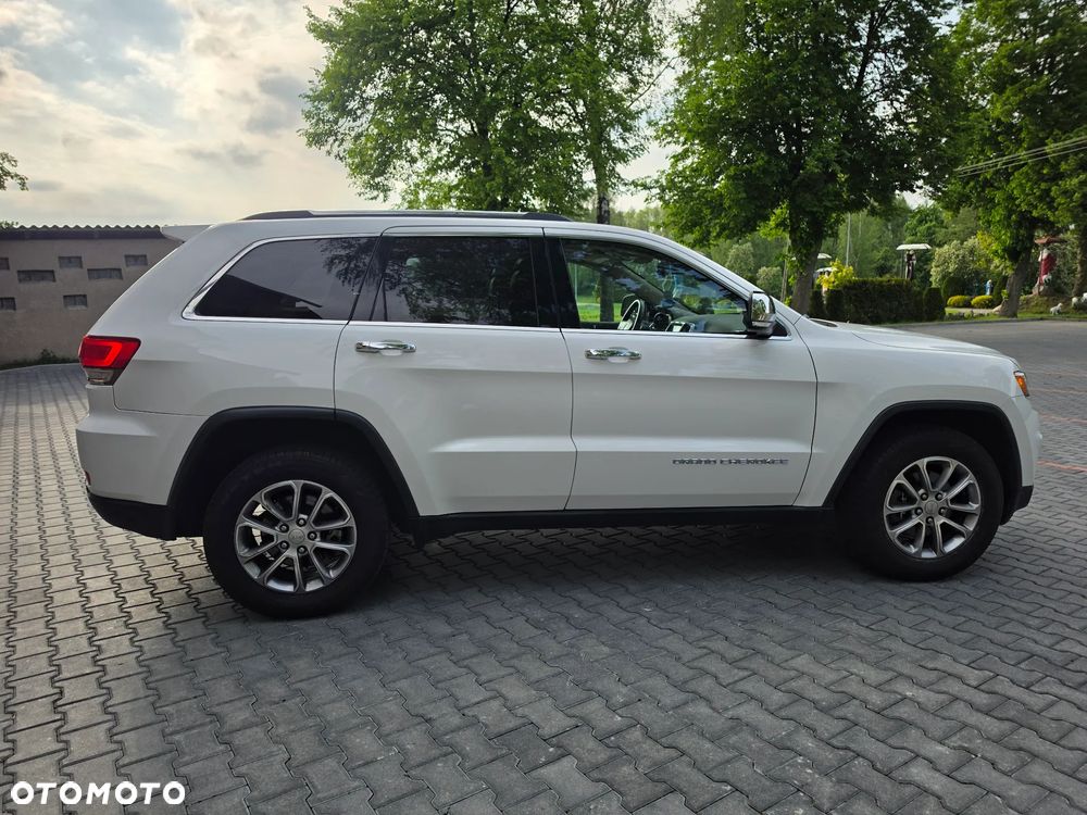 Jeep Grand Cherokee - 10