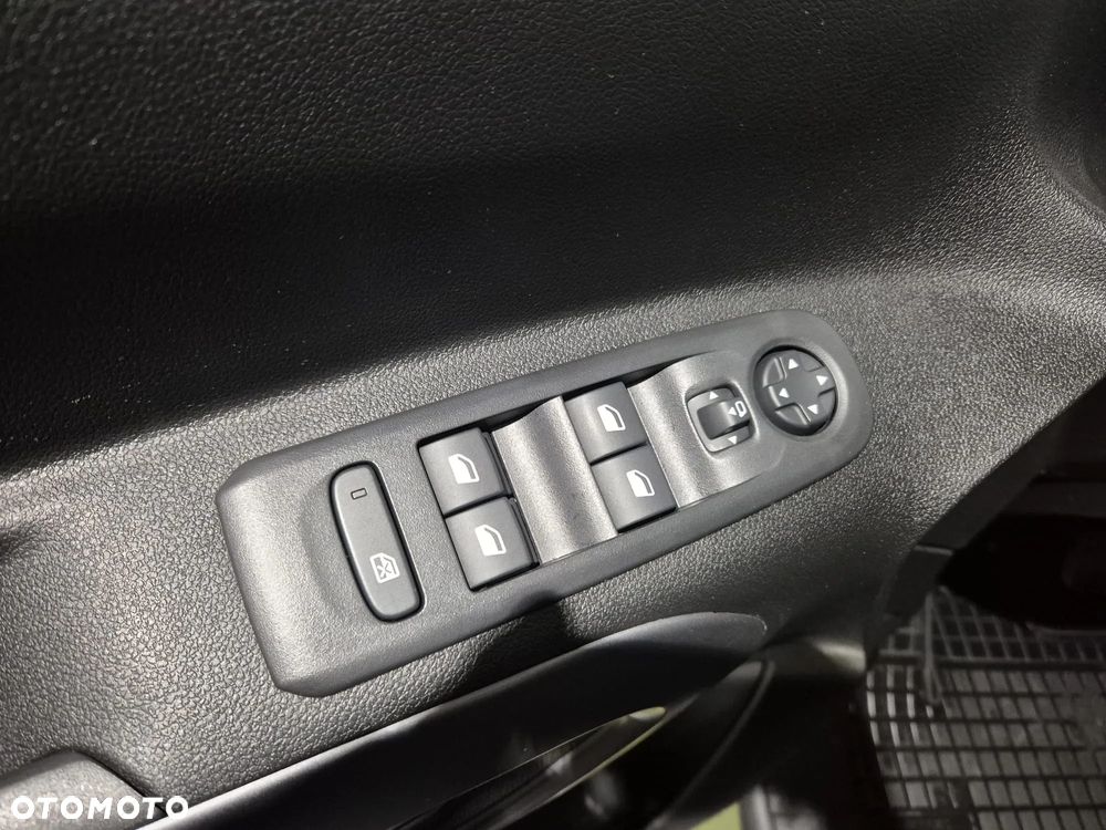 Citroën Berlingo XL 1.5 BlueHDI Max S&S EAT8 - 17