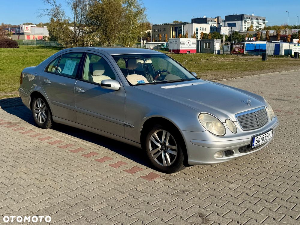 Mercedes-Benz Klasa E 200 Kompressor Classic - 15