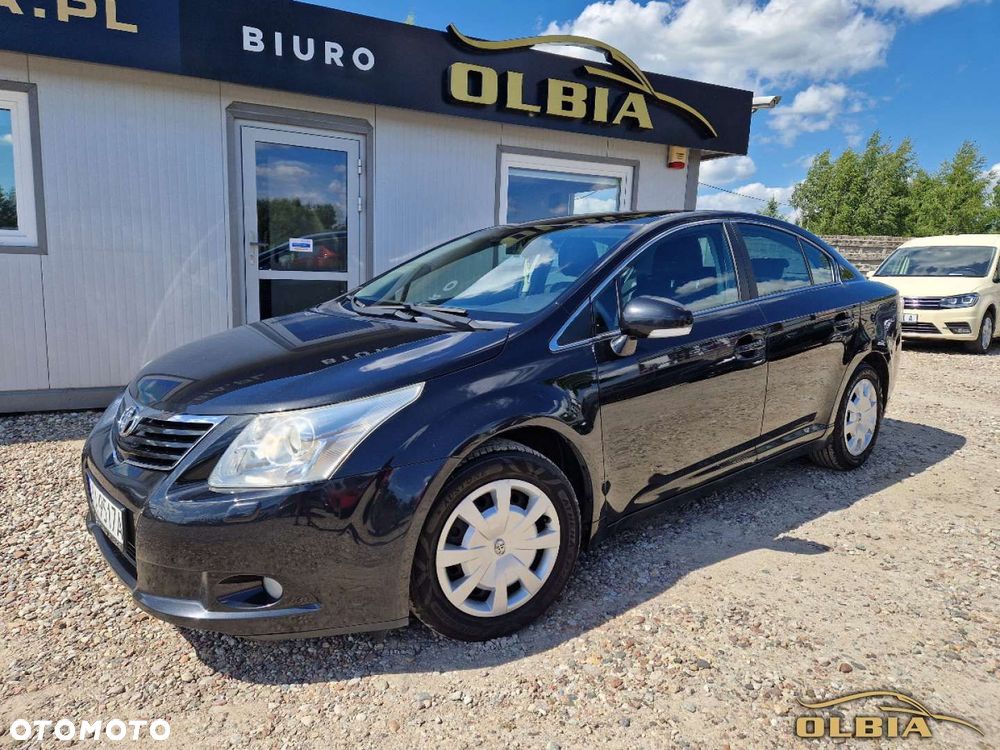 Toyota Avensis - 4