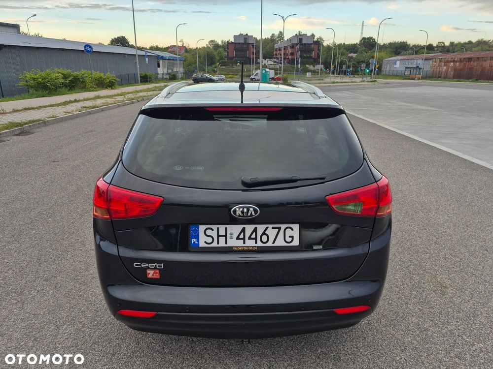 Kia Ceed 1.6 GDI Business Line - 10