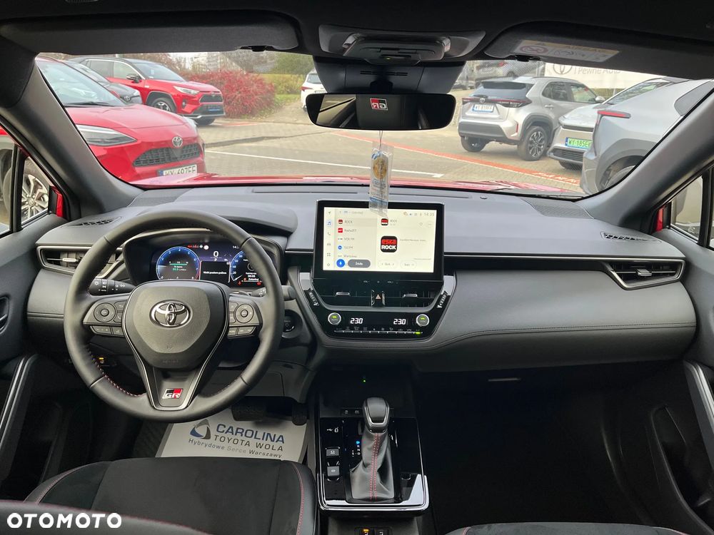 Toyota Corolla Cross 2.0 Hybrid GR Sport - 11