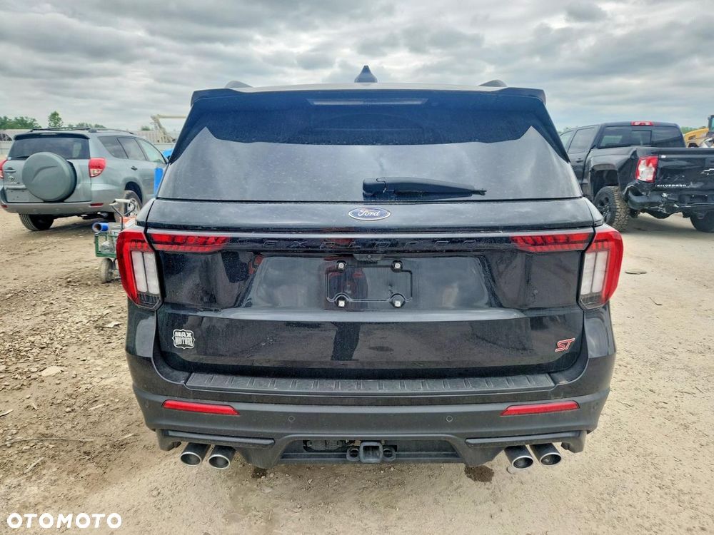 Ford Explorer - 7