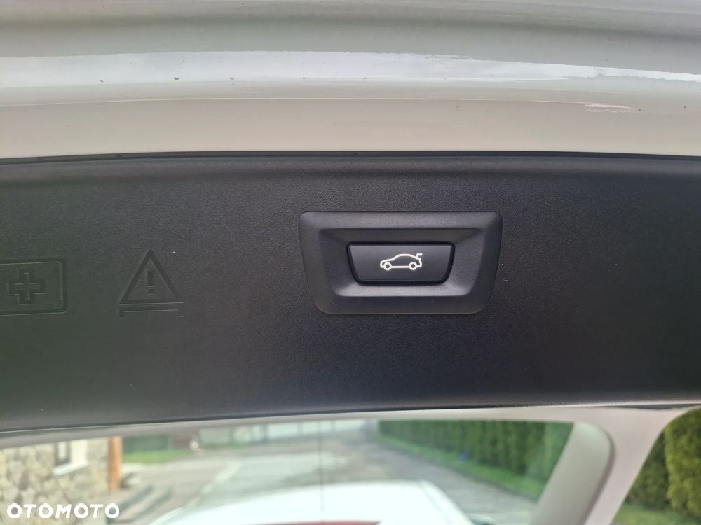 BMW Seria 5 520d - 14