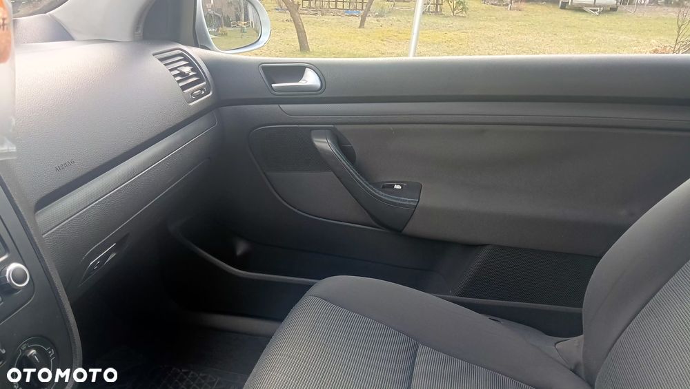 Volkswagen Golf 1.9 TDI Comfortline - 7