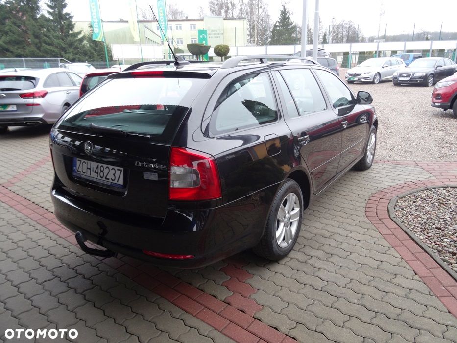 Skoda Octavia 1.8 TSI Elegance DSG - 5