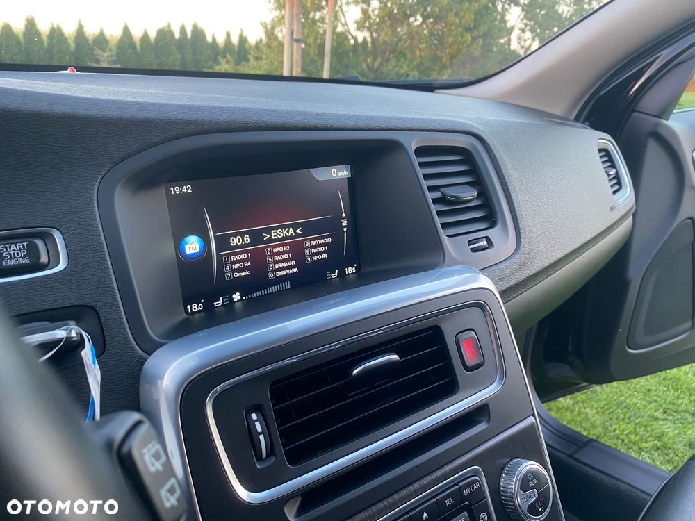 Volvo V60 D3 Drive-E Summum - 26