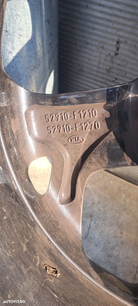 Janta Aliaj 17 Kia Sportage - 5