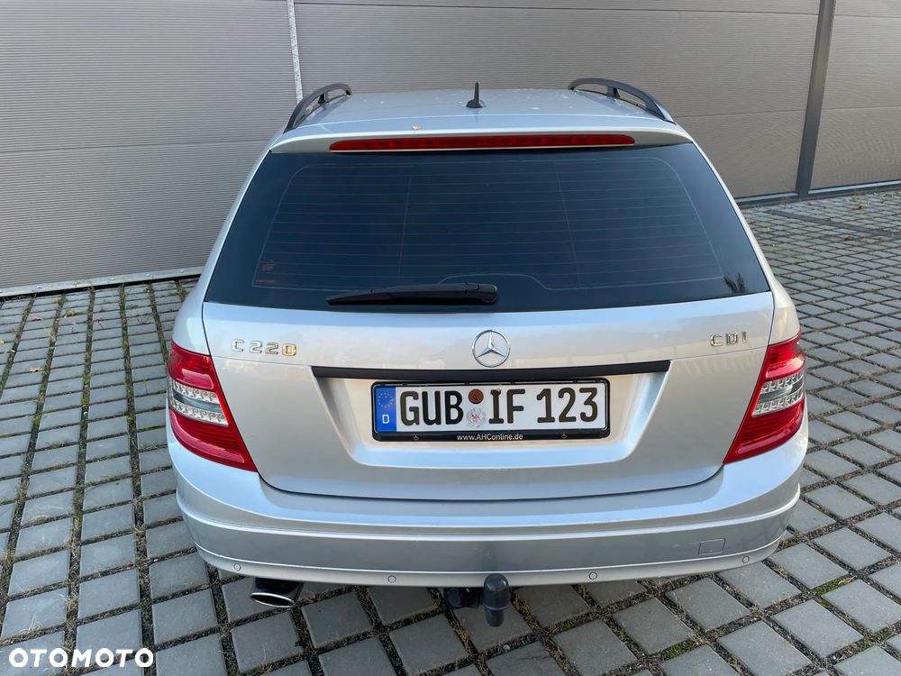 Mercedes-Benz Klasa C - 16