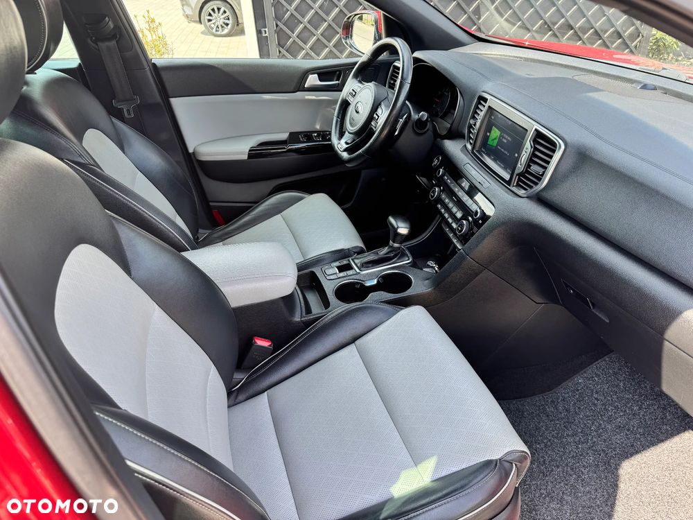 Kia Sportage 1.6 T-GDI AWD DCT GT LINE - 11