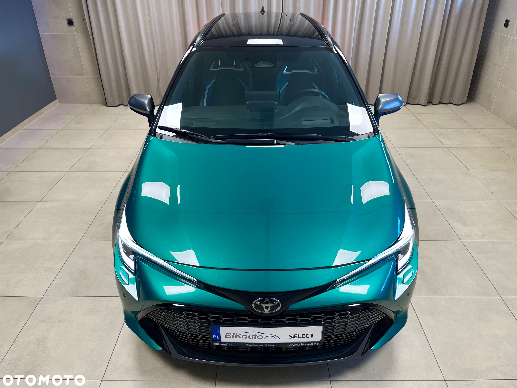 Toyota Corolla - 4