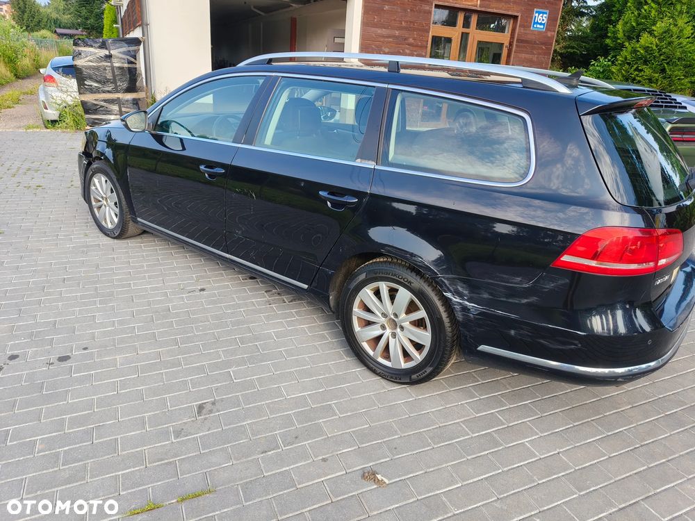 Volkswagen Passat 2.0 Blue TDI SCR Comfortline - 13