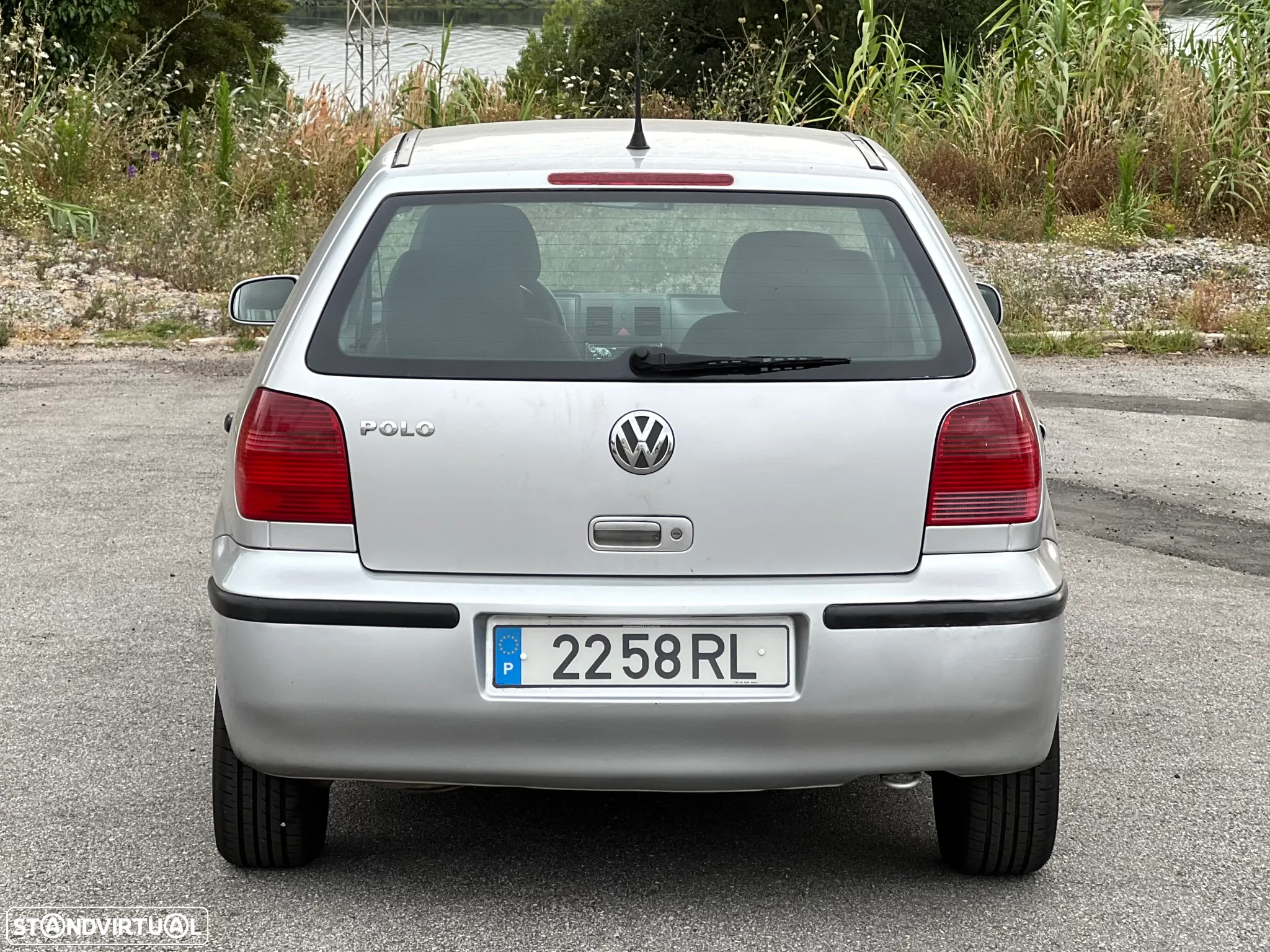 VW Polo 1.0 Confortline - 13