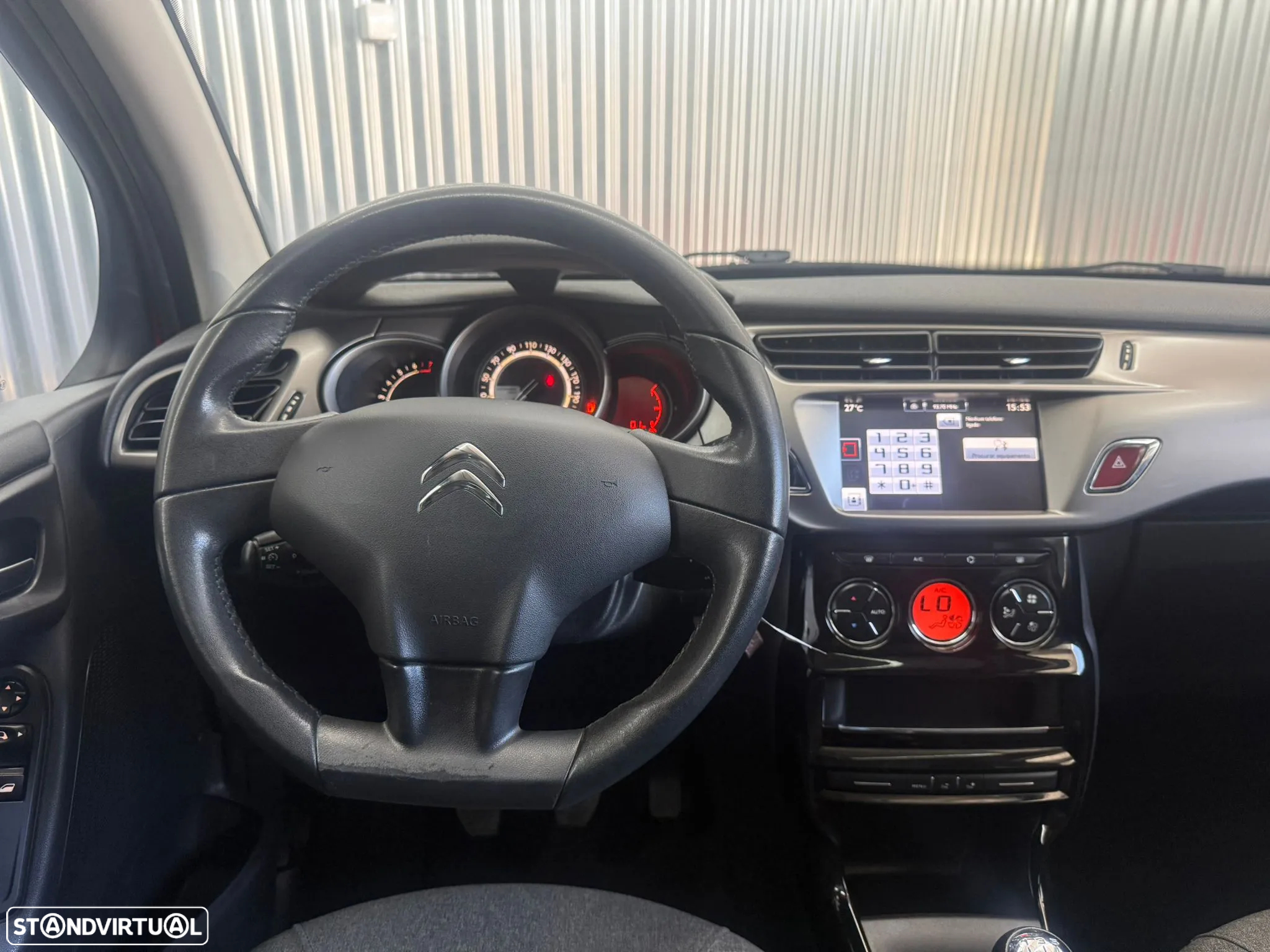 Citroën C3 1.2 PureTech Shine - 8