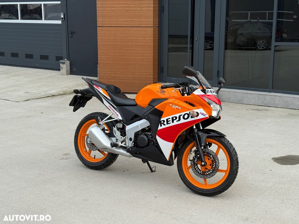 Honda CBR 125R - 1