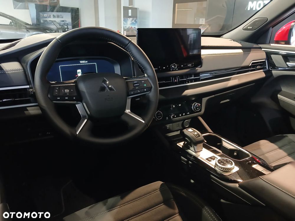 Mitsubishi Outlander Intense - 11