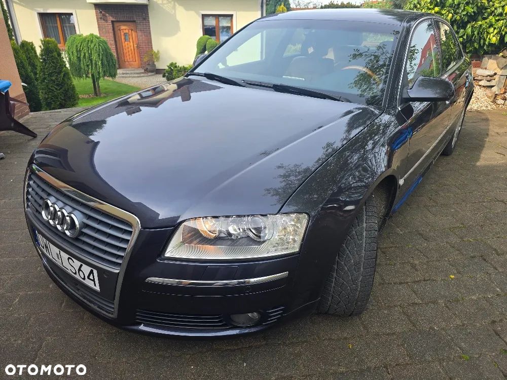 Audi A8 3.2 FSI Quattro - 2