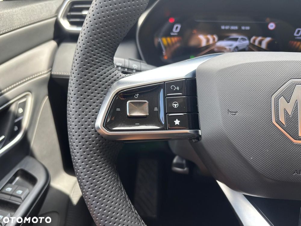 MG ZS Hybrid+ 1.5 HEV+ Exclusive - 7