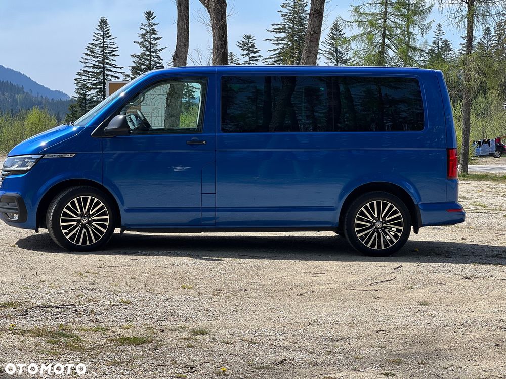 Volkswagen Multivan - 12