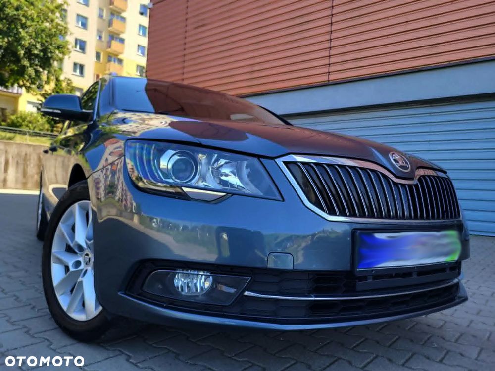 Skoda Superb 2.0 TDI Green tec DSG Elegance - 2
