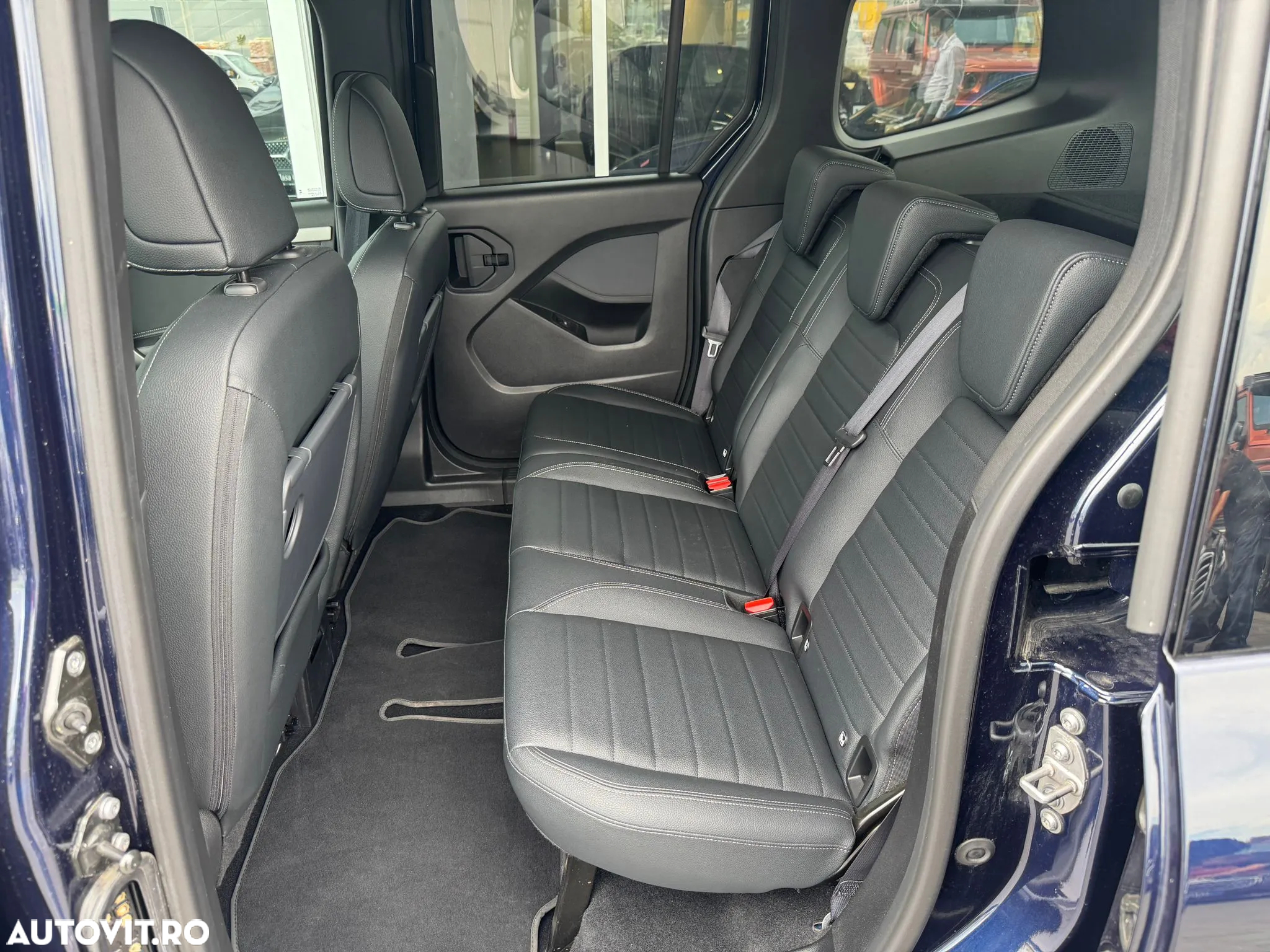 Mercedes-Benz T Clasa 180 d 7G-DCT PROGRESSIVE - 10