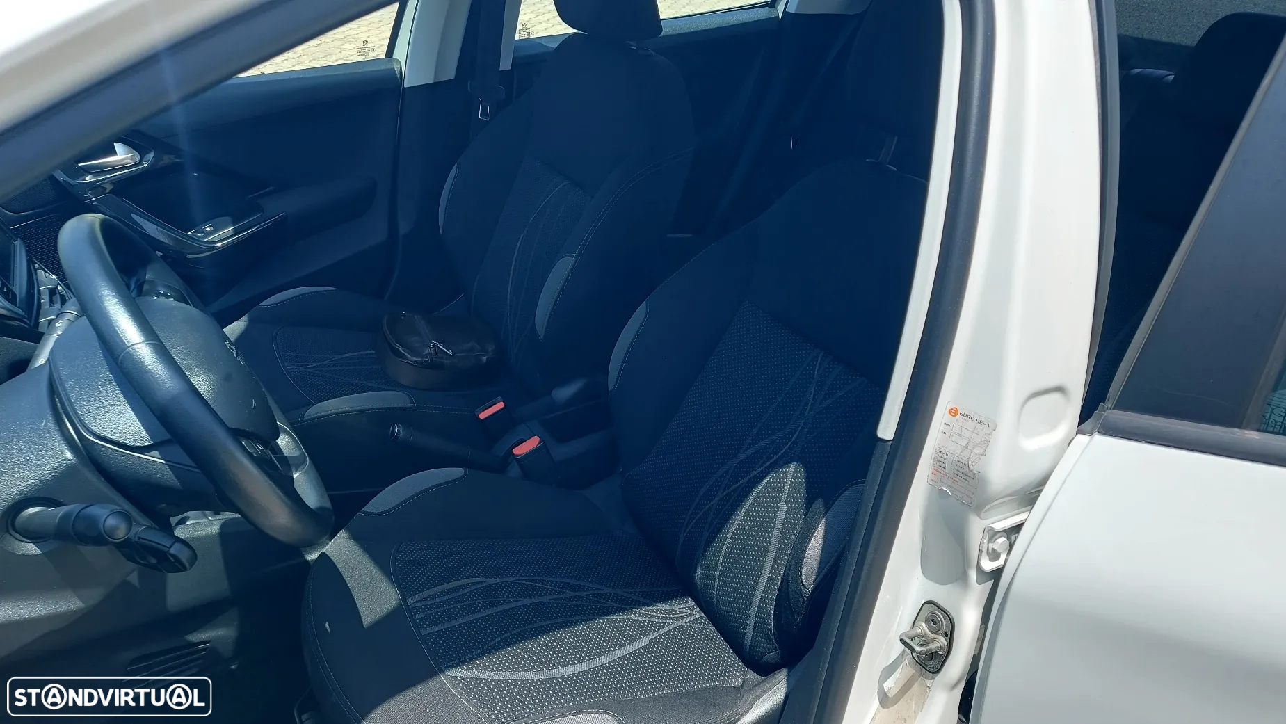 Peugeot 208 PureTech 68 Like - 14
