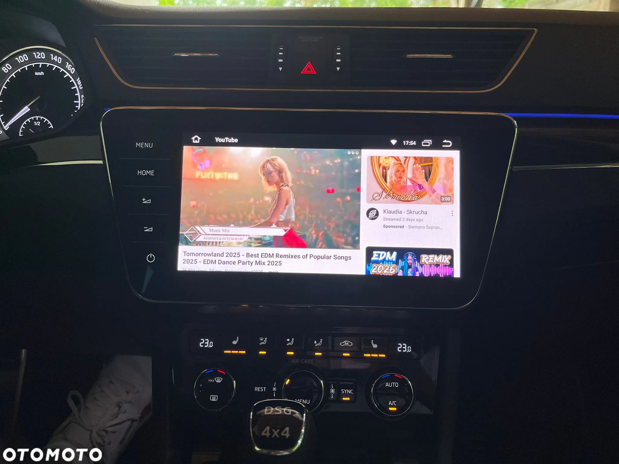 Skoda Superb 2.0 TDI 4x4 L&K DSG - 22