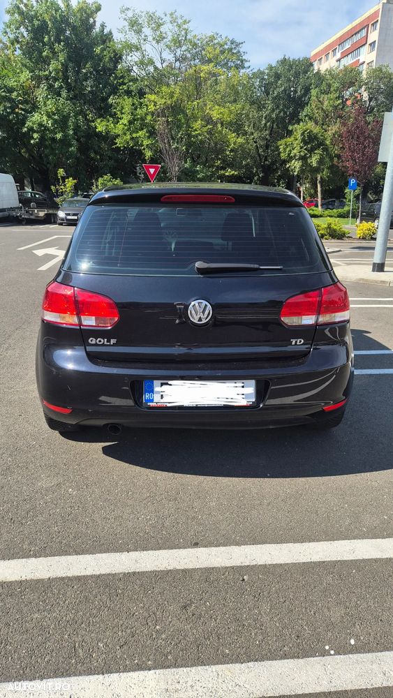 Volkswagen Golf 1.6 TDI DPF Comfortline - 8