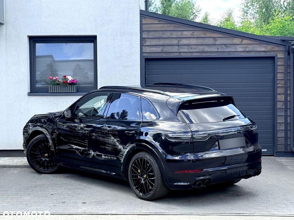 Porsche Cayenne GTS - 16